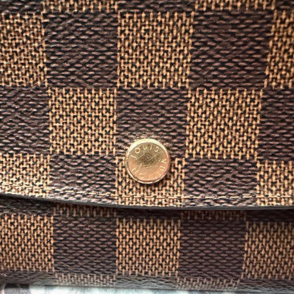 Louis Vuitton Damier Ebene Emelie Wallet - Picture 3 of 15
